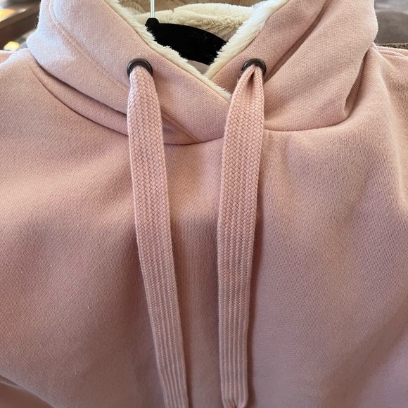 NWOT long hoodie - Picture 5 of 13